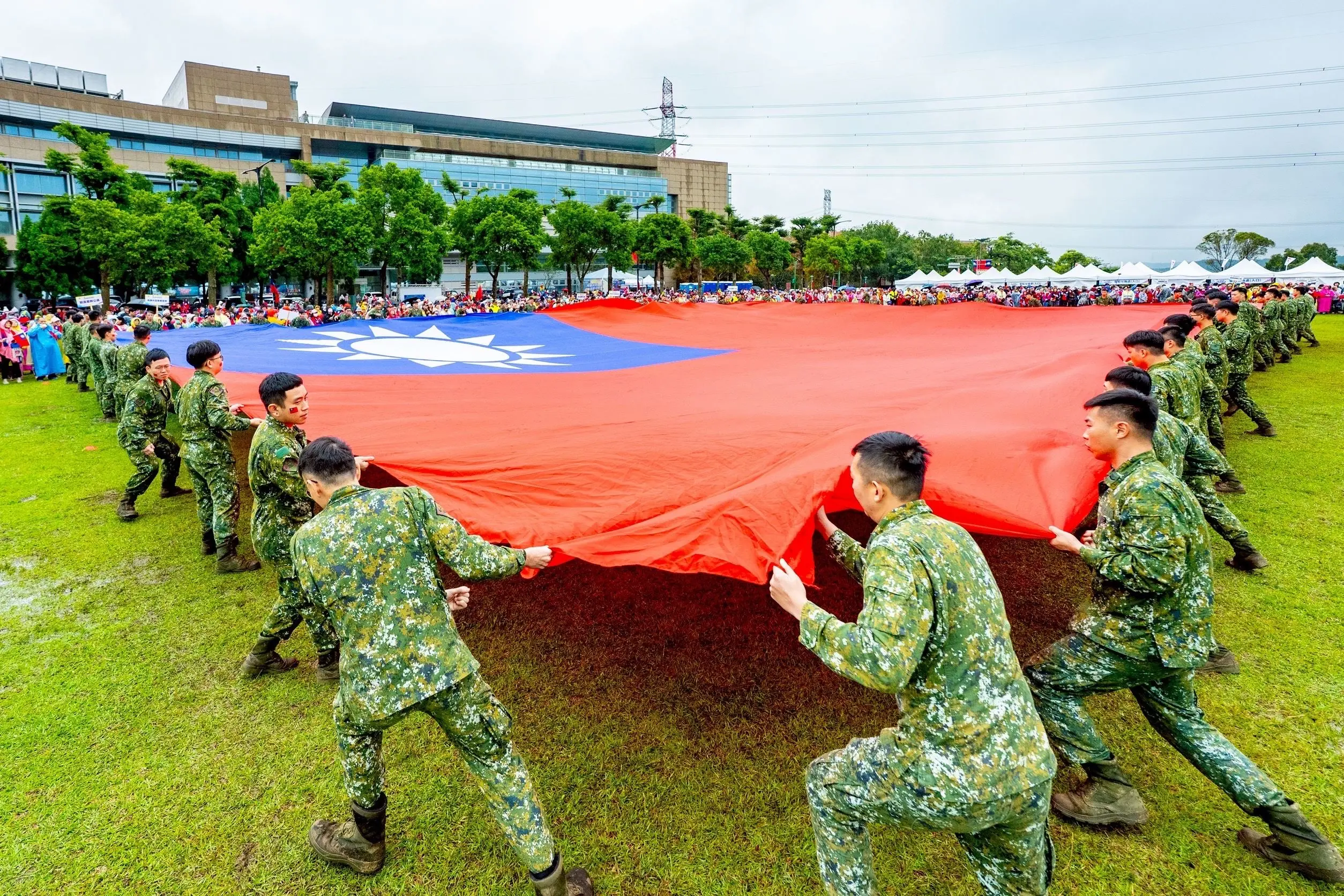 桃園市府元旦升旗典禮移師長庚養生村 張善政祝福市民健康長壽 eee22844 7ee9 4b13 b351 4df8b482dc81