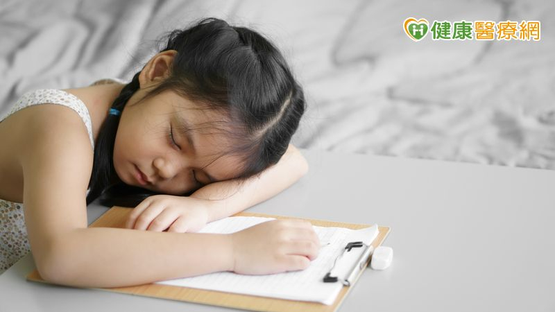 孩子教養卡關?臺中醫院推「陪你長大導航站」助家長一臂之力