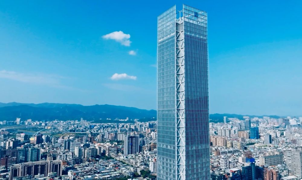 下載登入富邦人壽APP檢視保障項目 銜接開春保障新局 年輕、成家、屆退保障需求強化大不同 保單資訊兩項目易忽略 新聞資料照片