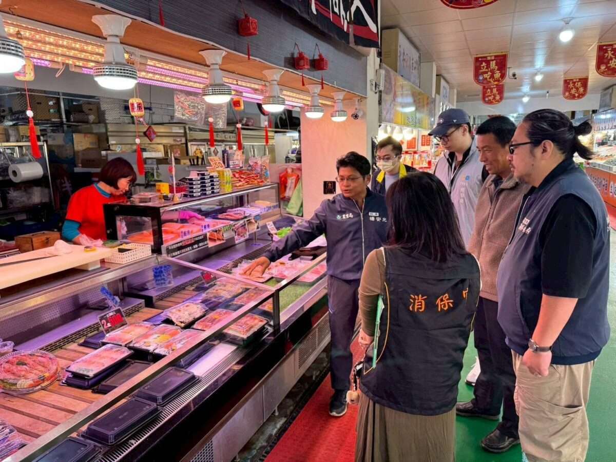 蟹味棒充當生魚片?桃園農業局突襲2漁港稽查 把關消費者權益 1013198 0