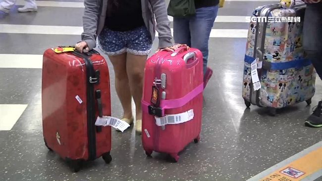 出國時差怎麼調?多曬太陽比褪黑激素更有用