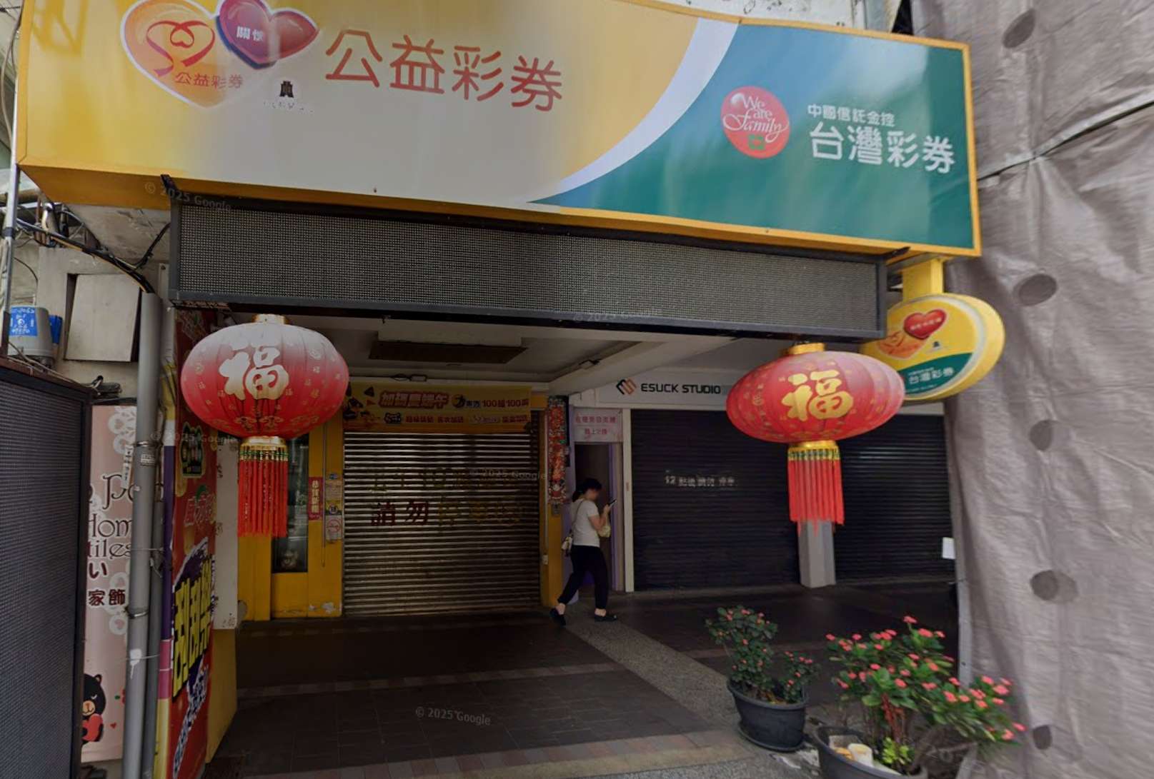 被財神像吸住視線!北漂男聽女友勸回中壢過年 竟驚喜刮出百萬「年終」