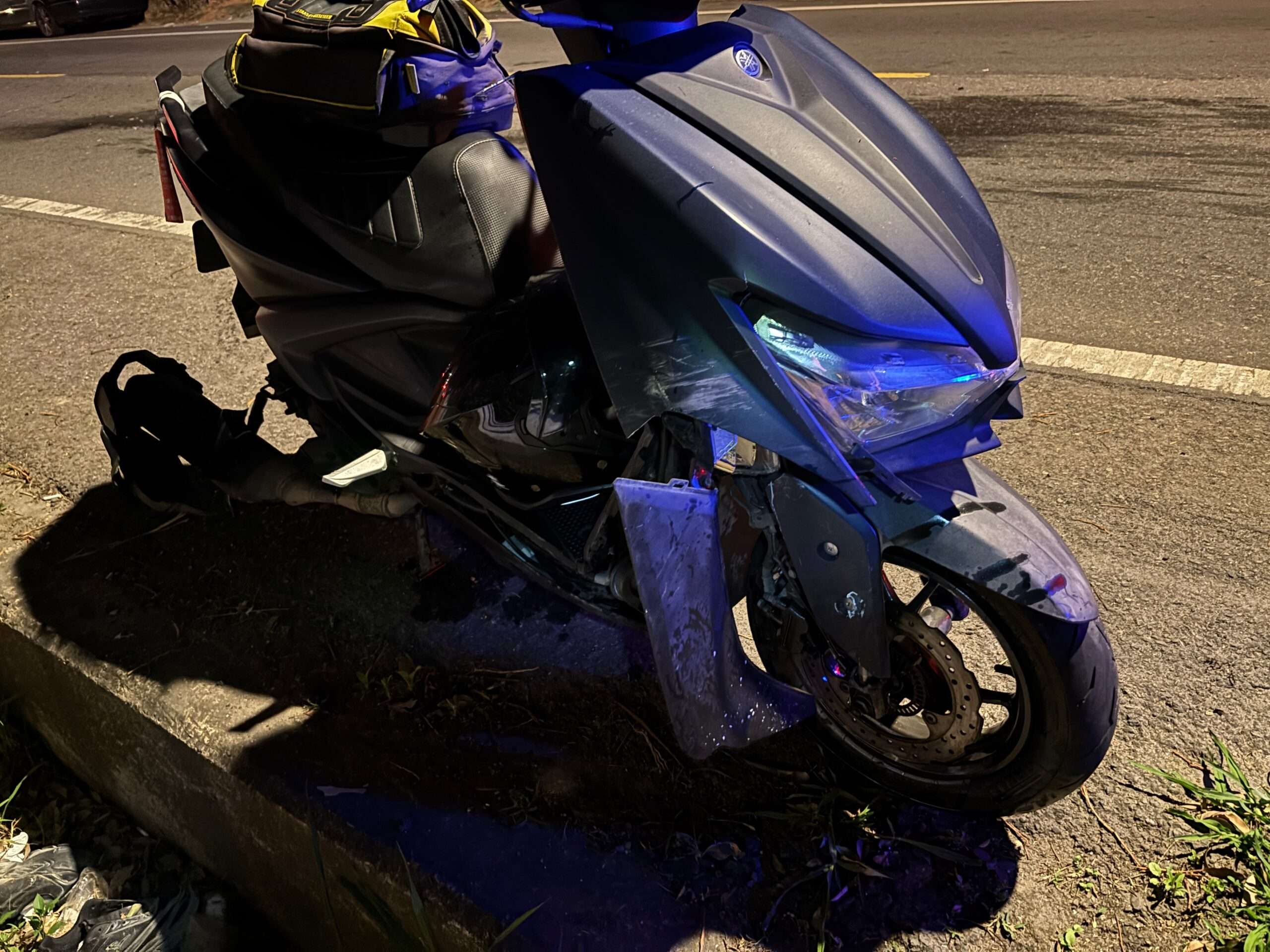 超車釀禍!中壢小客車逆向猛撞機車 男騎士噴飛慘受傷