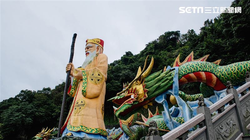 尾牙拜土地公教學!發財金放這威力更強