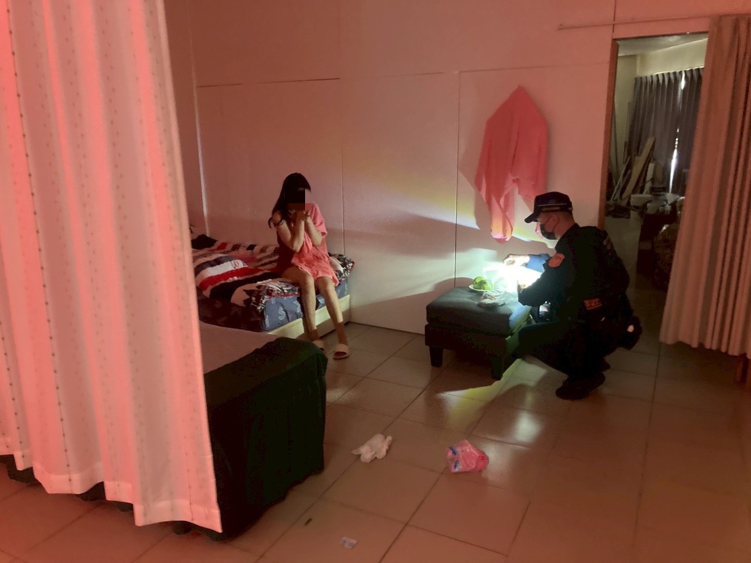春節前夕突襲掃黃!壢警一日連破兩窟 逮5外籍女依法送辦