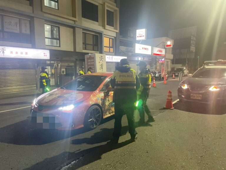 大園警出動逾40警力 年節前雷厲掃黑