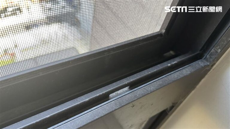 玻璃擦完馬上又髒！專家：靠家中「1神物」持久不沾灰