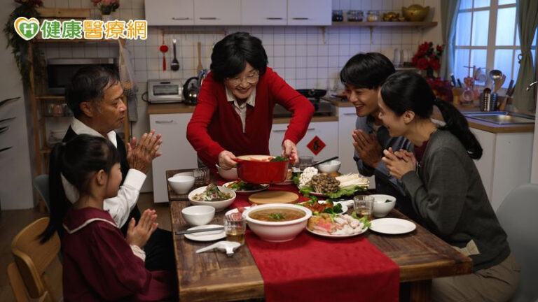 圍爐後胸悶、喘？醫師：這不是吃太飽　當心是心肌梗塞