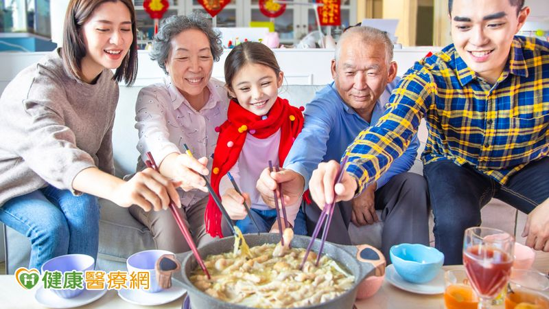 迎新年!圍爐共食藏風險 國健署籲防幽門桿菌護胃