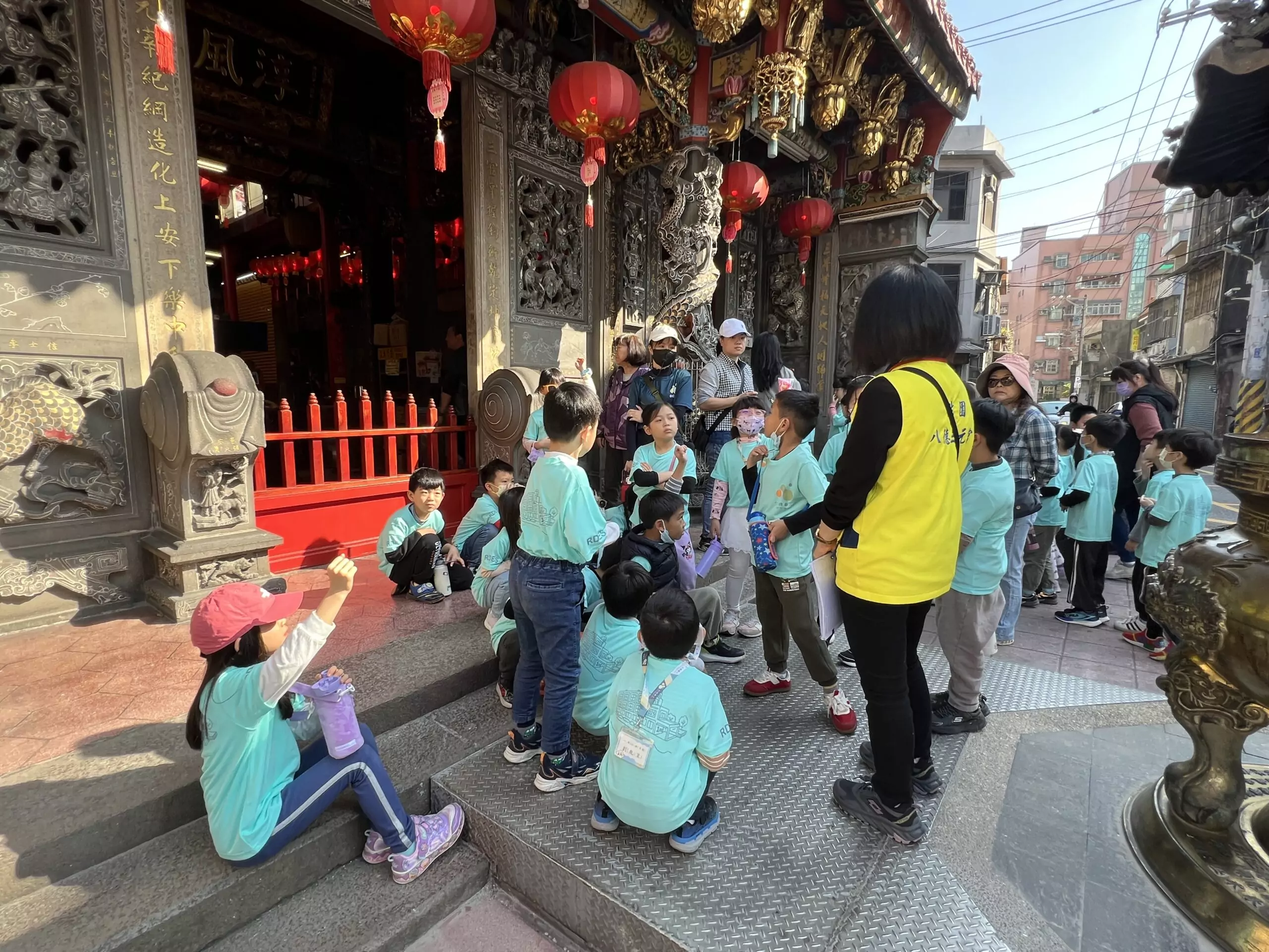 八德仁德國小社區踏查 學生化身自然偵探走訪興豐公園體驗生態 八德仁德國小社區踏查 學生化身自然偵探走訪興豐公園體驗生態