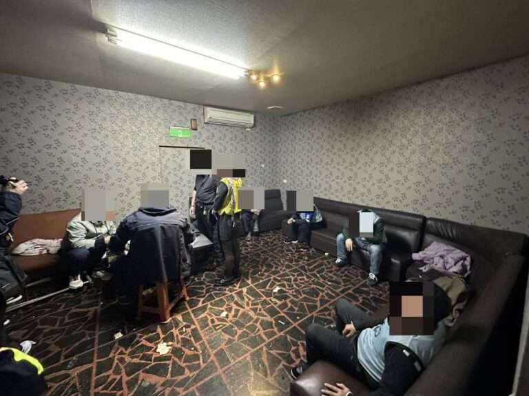 小吃店當掩護！蘆竹骰子職業賭場年前被抄 逾百萬賭資遭查扣