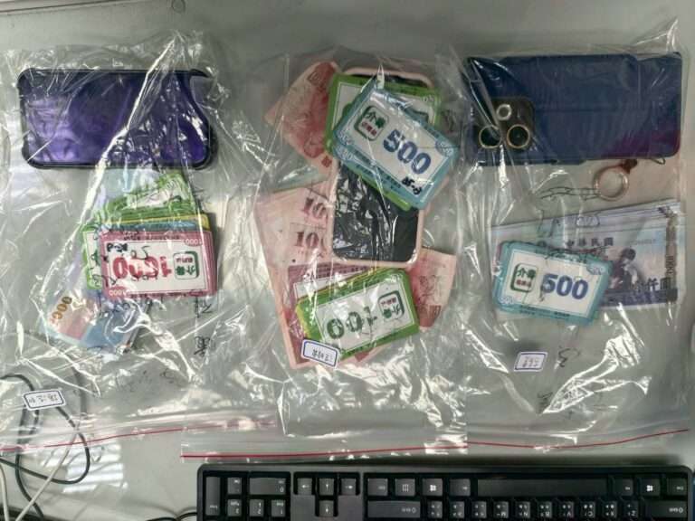 八德棋牌社掛羊頭賣狗肉 警攻堅賭場逮17人