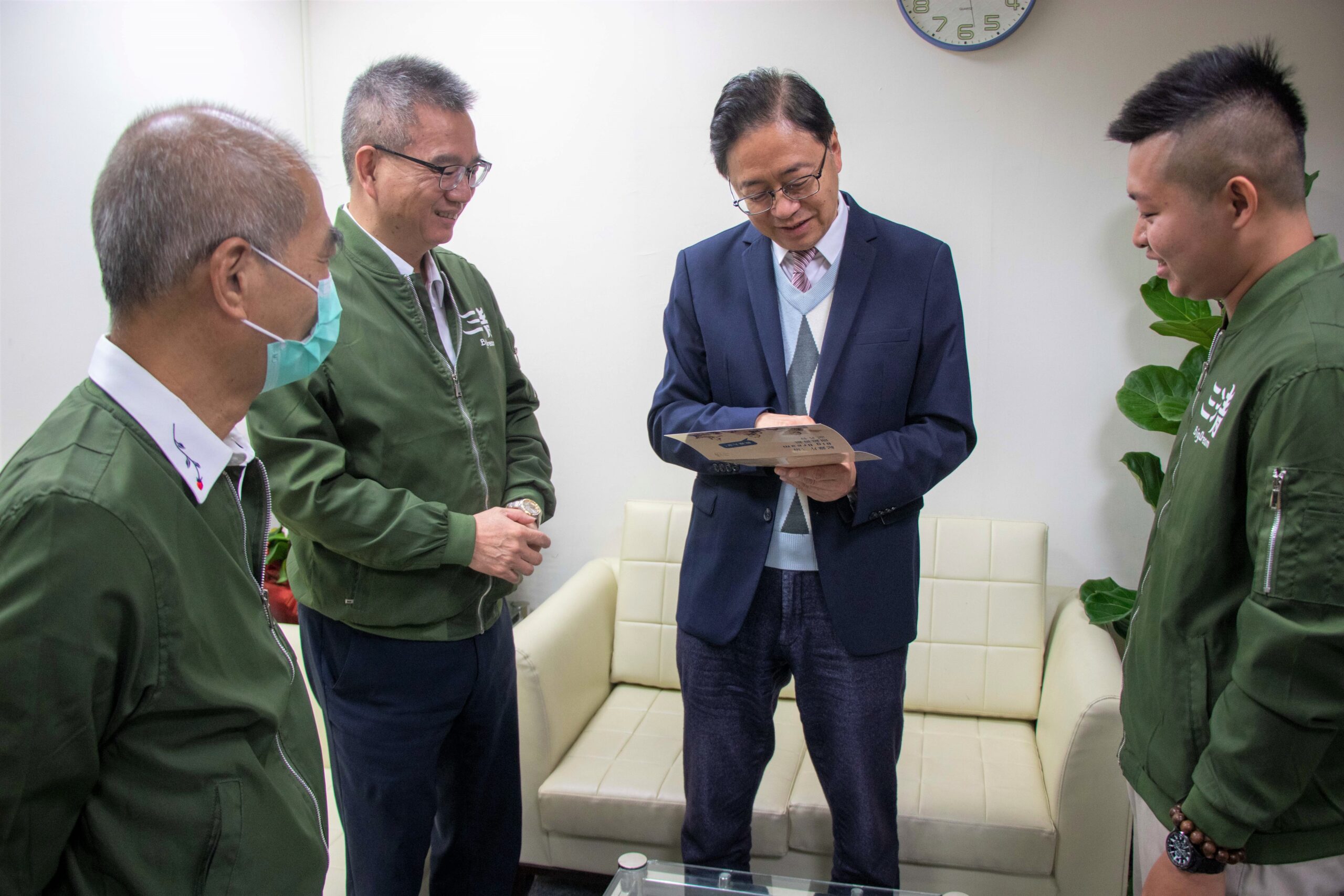 桃園導演陳毅執導 電影《三清:有祢我不怕!》熱映中 張善政邀市民進戲院支持 IMG 1017 scaled