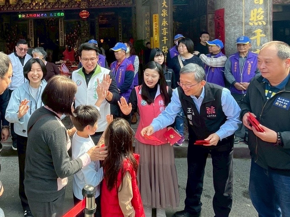 桃園市府新春發福袋 王明鉅帶領政風進宮廟守護廉能 S 20717600