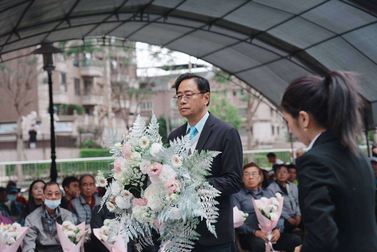 悼念228事件79周年 張善政獻花圈追思祈願守護民主與和平