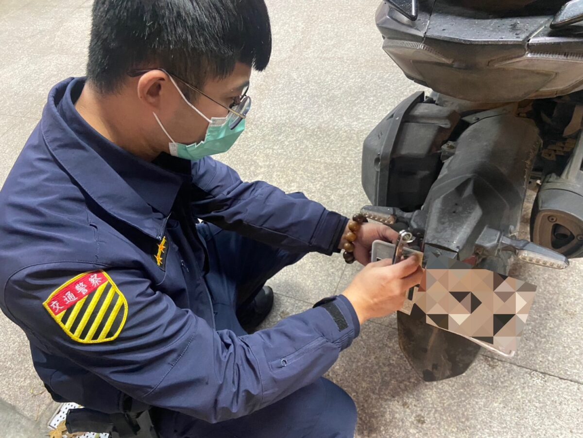 荷包大失血!無照駕駛新法上路 桃園首日狂抓43件扣車吊牌 S 49668141 0