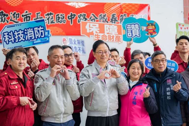 張善政贈慰勞金肯定桃消春節堅守崗位 盼守護民眾生命安全