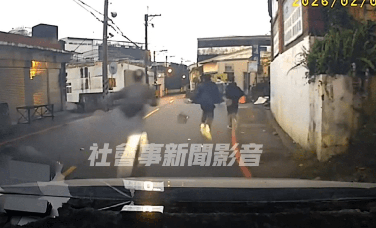 詭異！龜山移工沒繫安全帶「棄車逃逸」 4人跳進草叢消失