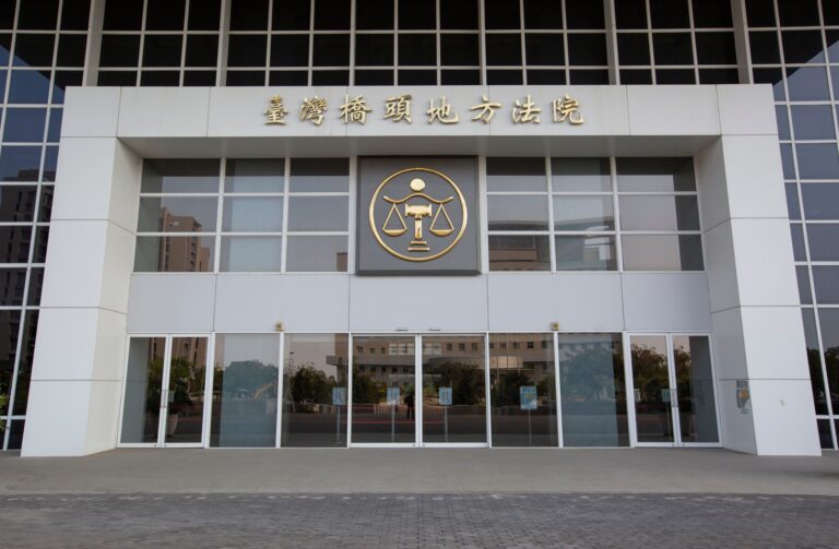 遭禁出境仍偷渡！男砸80萬潛逃菲國3年多　遣返判刑4月