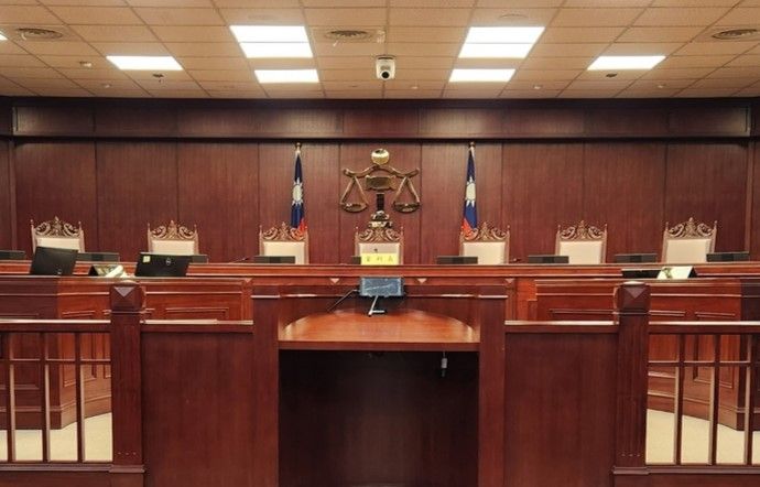 憲法法庭今年第2號判決出爐 健保法固定倍數罰鍰「過苛」判違憲