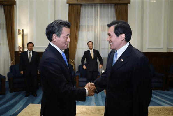 日本親中大咖落選 網翻馬英九12年前舊照:死亡之握再添戰績