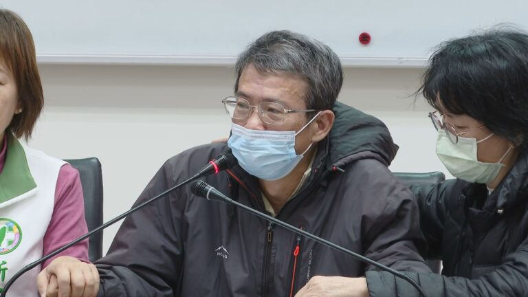 兒遭割頸躺擔架被拍限動下標「最美風景」　楊父痛訴：對兩名加害者真好