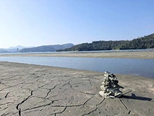 日月潭「九蛙露出」水位下降 部分碼頭或浮排封閉