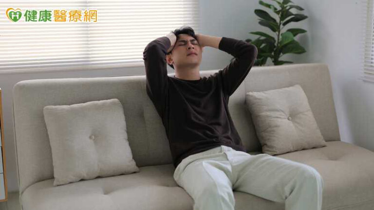 青壯世代家庭工作兩頭燒　心理師教6招找回情緒出口