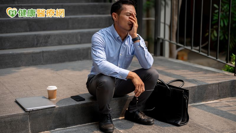 為何「匱乏感」正在消失卻越來越難快樂?看懂人類的滿足機制