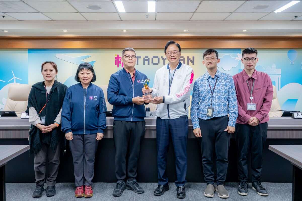 faef097d 9302 47d5 a736 03e253e7c546