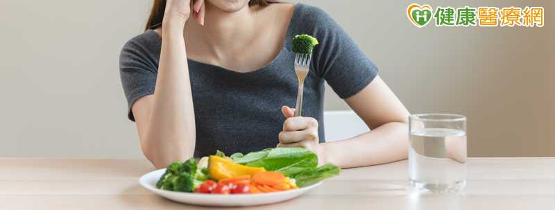 起床2小時內進食較健康?專家談「晚吃早餐短壽」說法仍有不確定性 起床2小時內進食較健康?專家談「晚吃早餐短壽」說法仍有不確定性