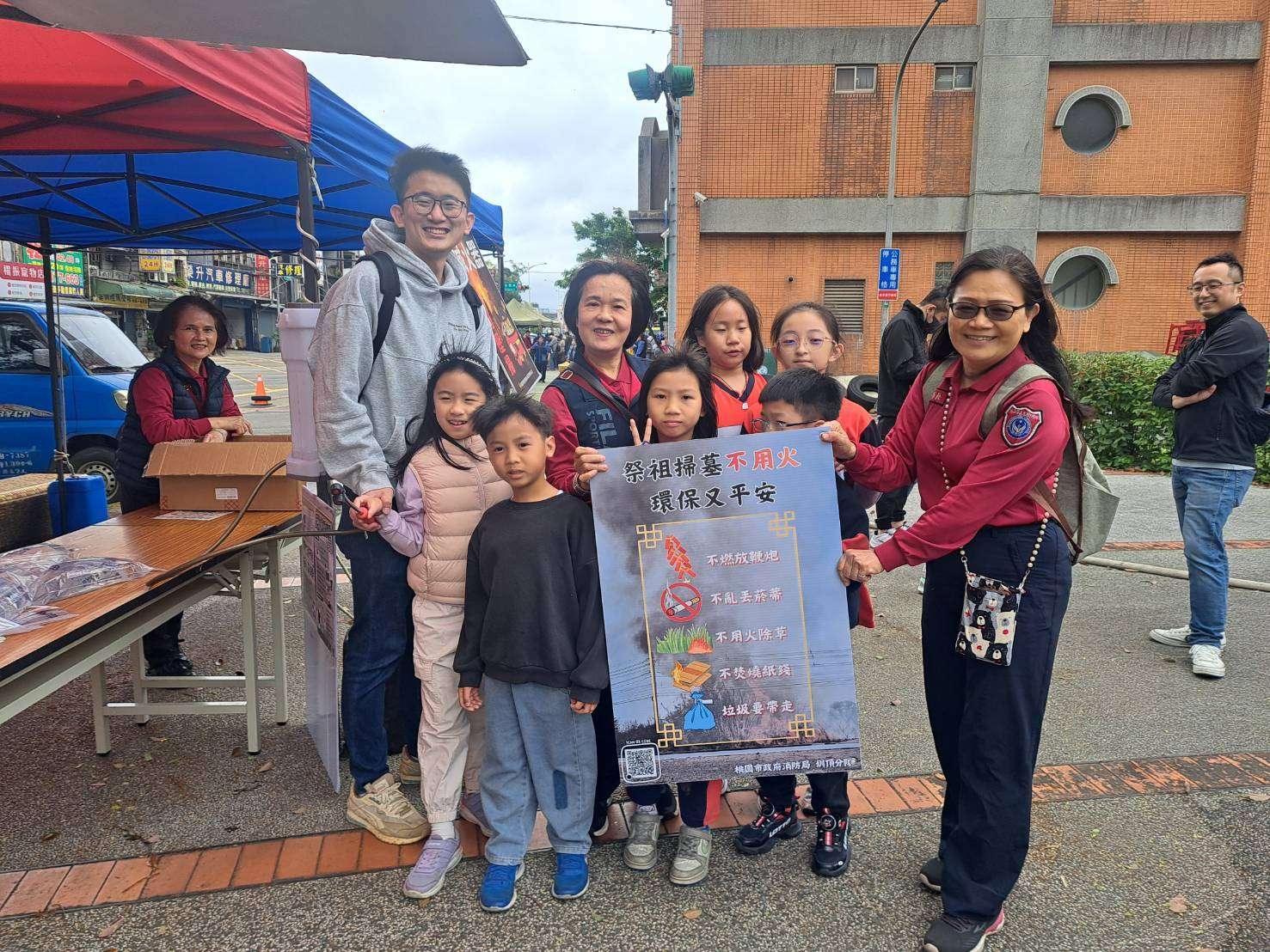 地震體驗加CPR教學!圳頂消防公墓設四大主題站 強化市民防災力 地震體驗加CPR教學!圳頂消防公墓設四大主題站 強化市民防災力