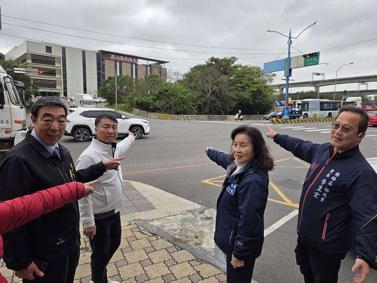 國1楊梅交流道北出匝道塞爆有解 涂權吉會勘增闢右轉裕成路專用道 171261
