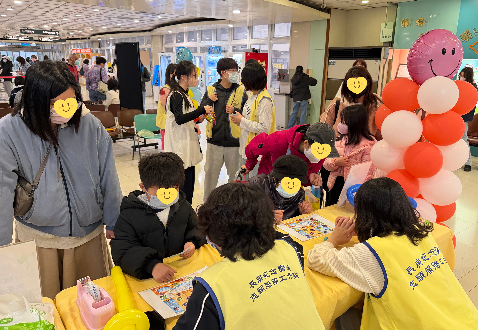 林口長庚兒童節活動溫馨登場 MOMO家族唱跳助陣 3 2