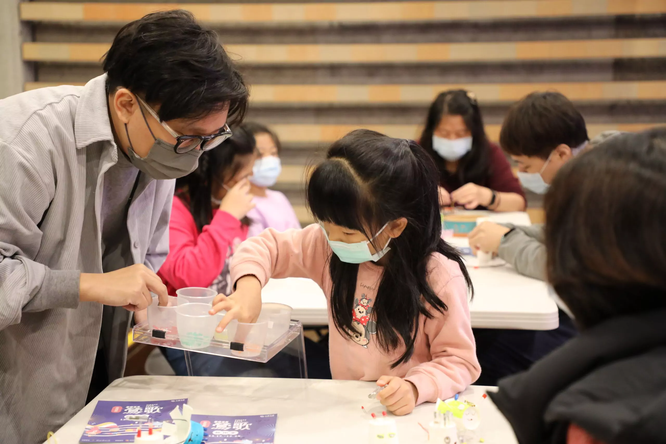 桃園兒美館4月連假「外掛學校」開課 結合舞蹈、偶戲探討平等議題 桃園兒美館4月連假「外掛學校」開課 結合舞蹈、偶戲探討平等議題