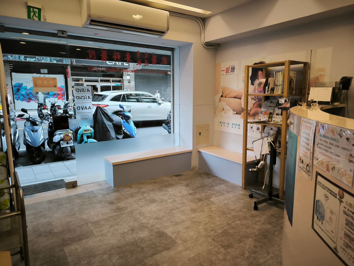 3圖說：減壓看診環境，有助降低毛孩就診壓力與提升診療品質。（圖／亞洲獸醫專科醫院