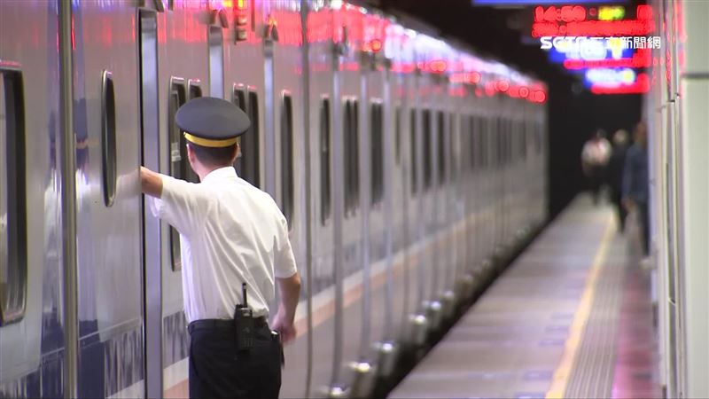 台鐵遺失物新制上路:手機電腦不再幫送、逾期領取每日收45元 台鐵遺失物新制上路:手機電腦不再幫送、逾期領取每日收45元