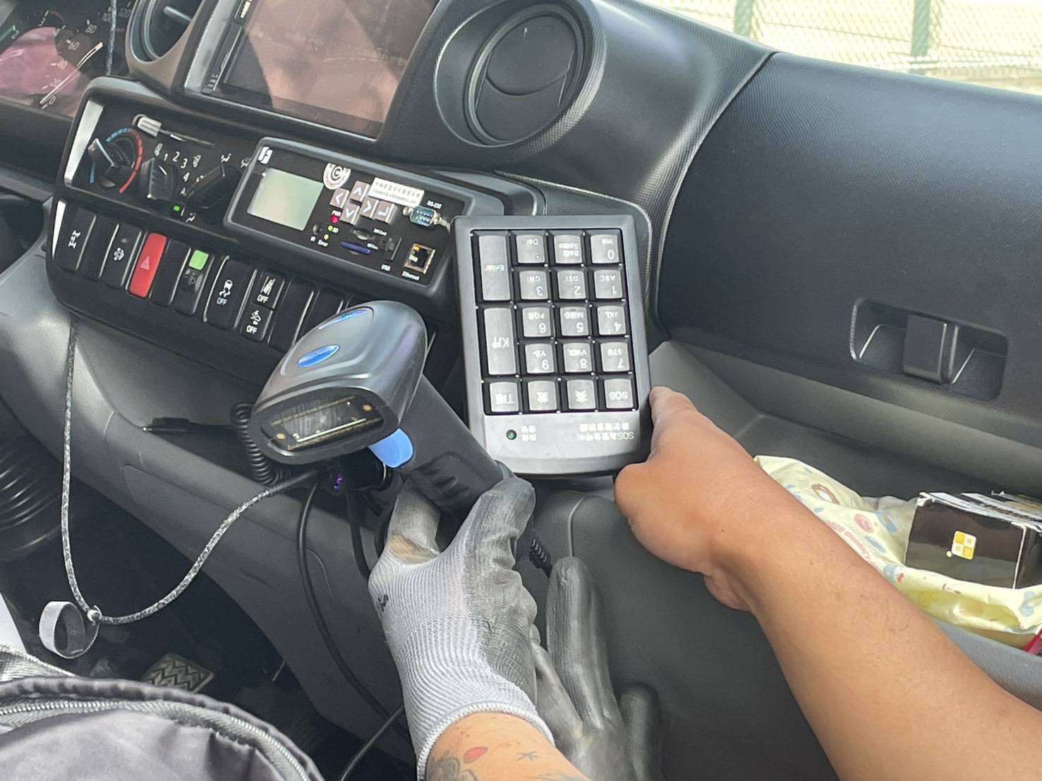 新制緩衝期至年底!桃園GPS追蹤掌握廚餘流向 守護養豬業安全 新制緩衝期至年底!桃園GPS追蹤掌握廚餘流向 守護養豬業安全