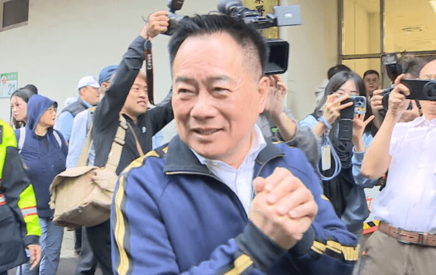 蔡正元三中案入獄! 稱與馬英九「亦敵亦友」去年通話憂健康 蔡正元三中案入獄! 稱與馬英九「亦敵亦友」去年通話憂健康