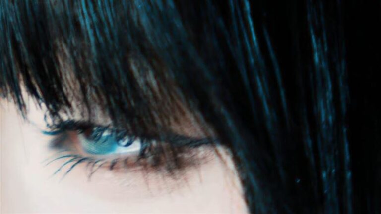 日本歌手Ado新歌中露臉!粉絲驚:和想像中一樣漂亮