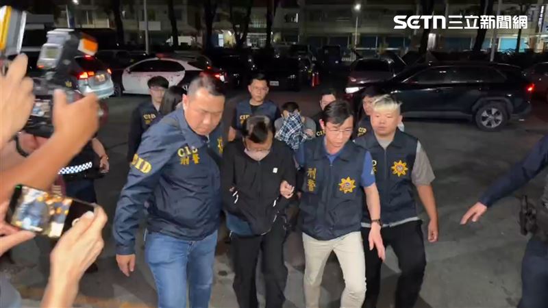 徐漢破壞電子腳環潛逃 落網後不發一語 徐漢破壞電子腳環潛逃 落網後不發一語