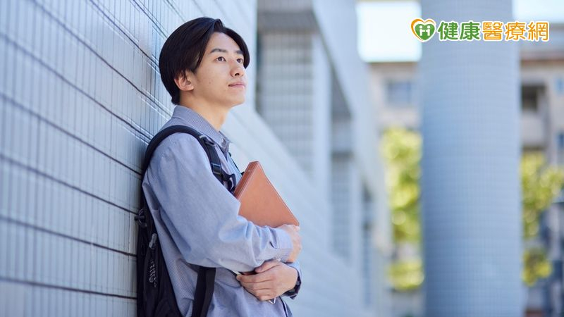 父母太保護反而害孩子!專家揭「過度教養」風險 父母太保護反而害孩子!專家揭「過度教養」風險