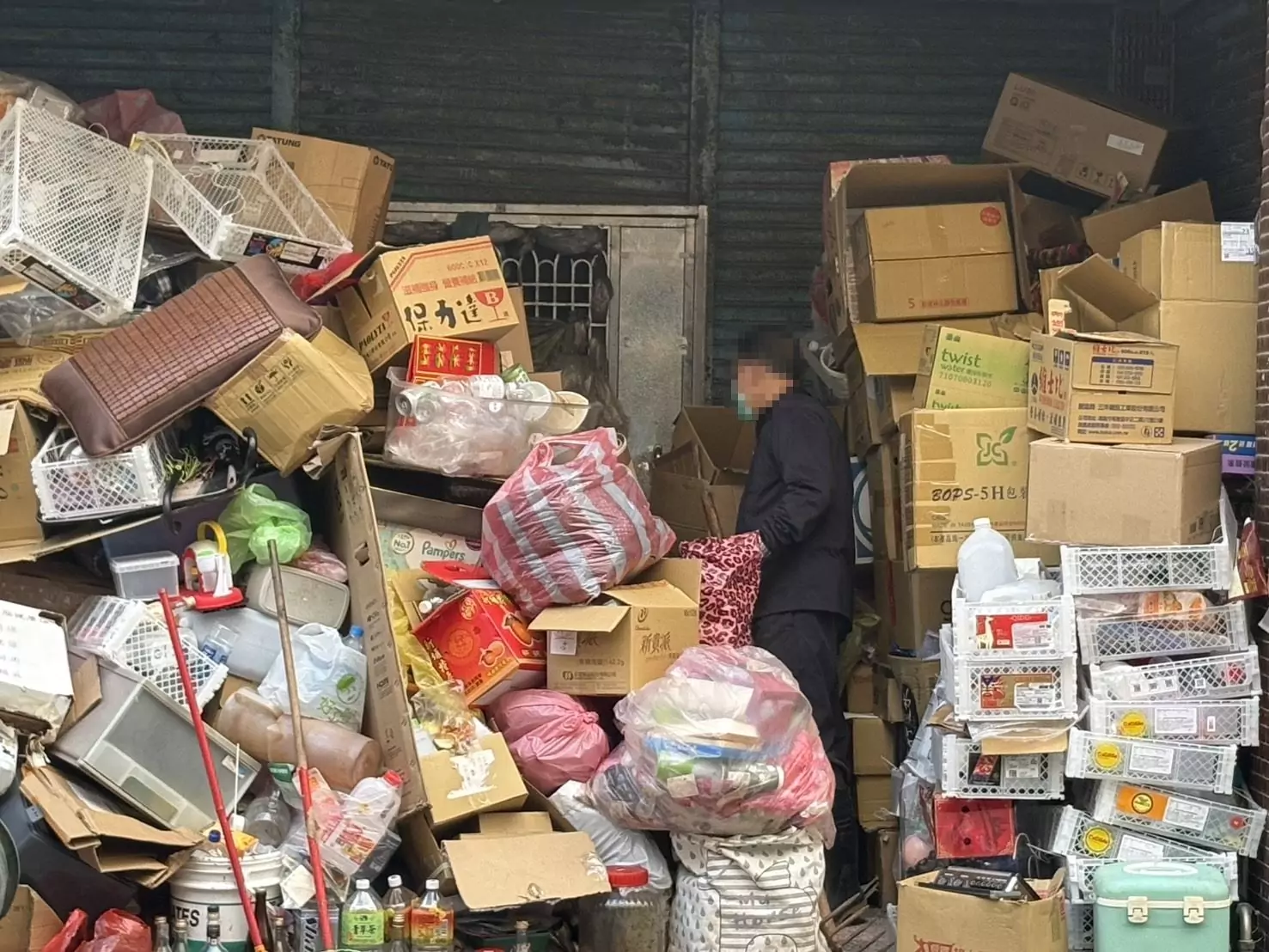 桃園領先全國管理住宅囤積亂象 強化公共安全防護 桃園領先全國管理住宅囤積亂象 強化公共安全防護