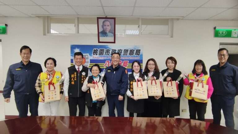 八德警慶祝婦女節 分局長鄭文銘讚女警專業亮眼表現