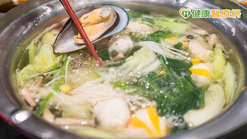 「趁熱吃」恐引食道癌!醫籲:「這樣吃」養成良好飲食習慣 遠離癌風險 「趁熱吃」恐引食道癌!醫籲:「這樣吃」養成良好飲食習慣 遠離癌風險