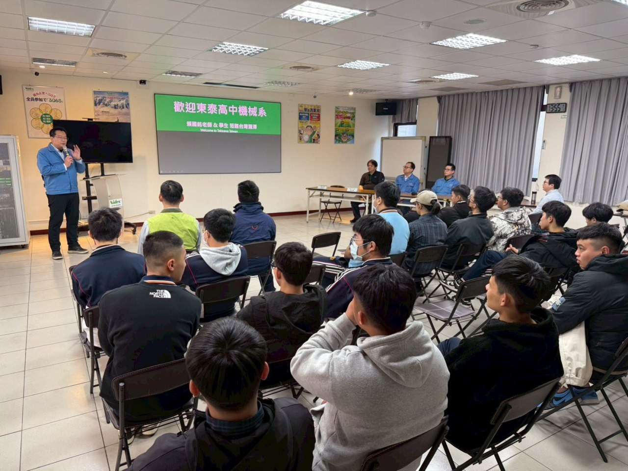 桃竹苗分署攜手國高中開80場講座 助學子參訪企業提前確立職涯方向