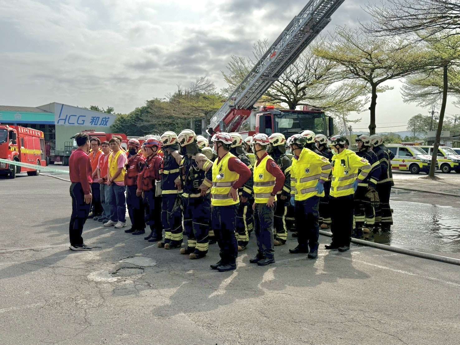 八德消防前進工廠演練 攜手自衛消防編組強化救災默契 八德消防前進工廠演練 攜手自衛消防編組強化救災默契