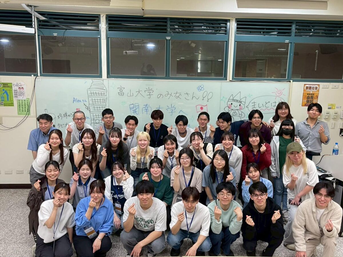 【有片】行人地獄再現龜山?婦人走斑馬線慘遭左轉小客車撞斷腿 S 39887021