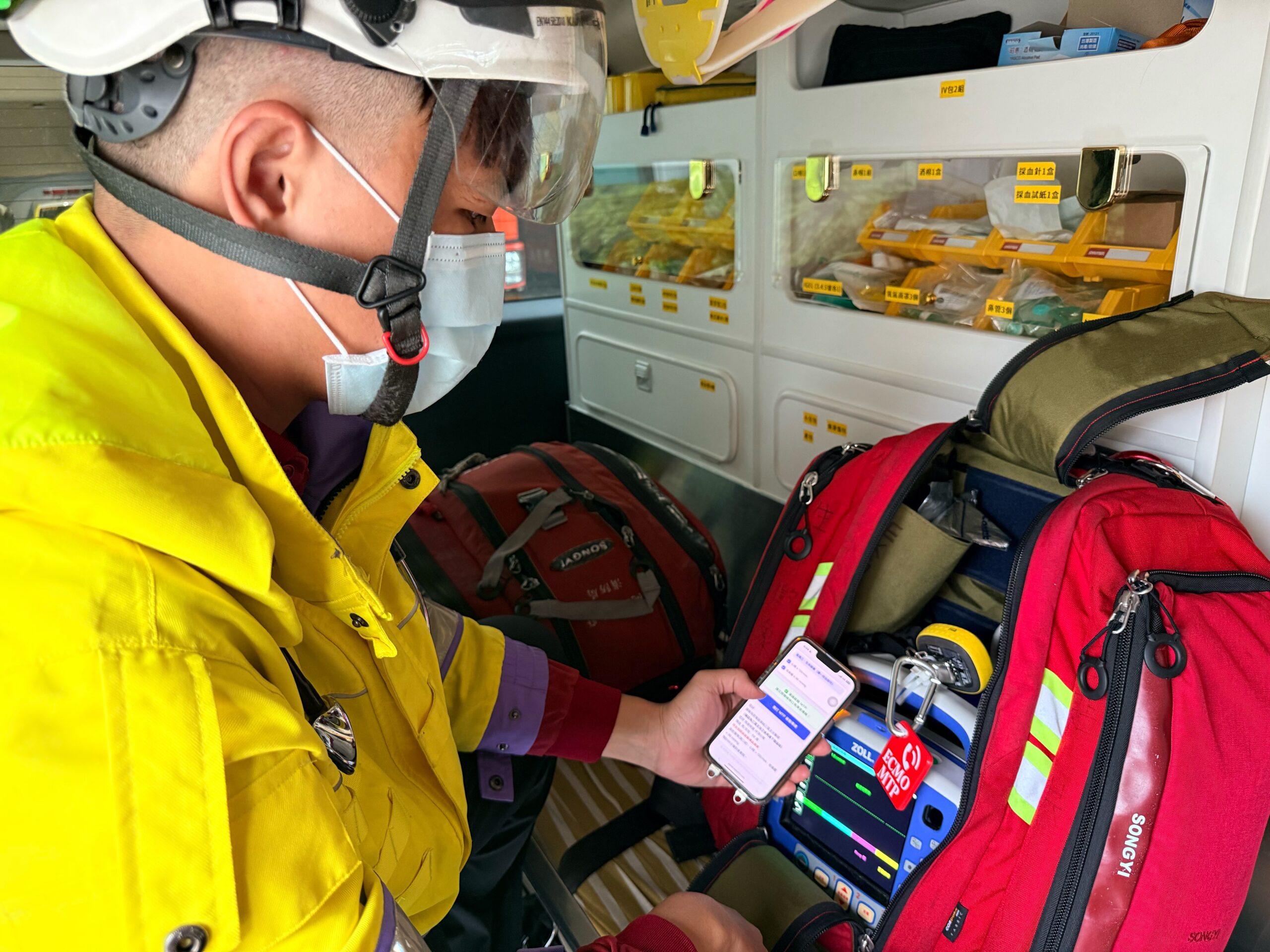 桃園16歲少年車禍命危 坪頂消防「到院前啟動大量輸血」從鬼門關前救回 S 44097557 0 scaled