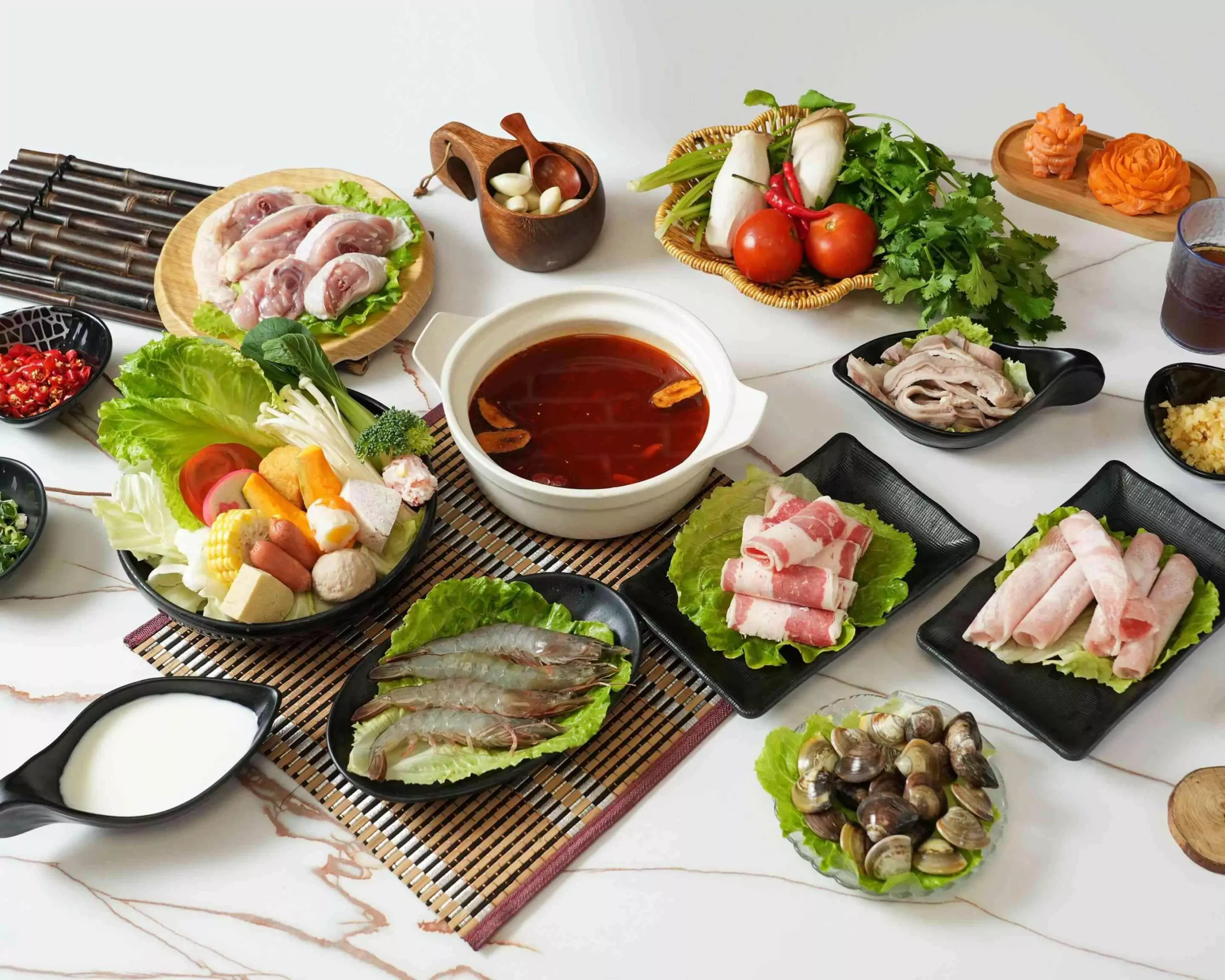 高雄左營鍋物:胡椒香、菌菇甜 溫補養生湯的風味哲學 高雄左營鍋物:胡椒香、菌菇甜 溫補養生湯的風味哲學